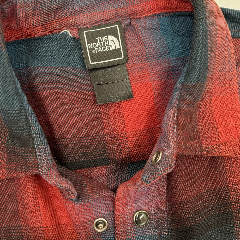 The North Face Men's S Western Pearl‎ Snap Cotton Long Sleeve Button Down Shirt